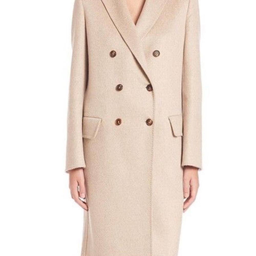 MaxMara Classic Beige Double-Breasted Coat 100% cashmere